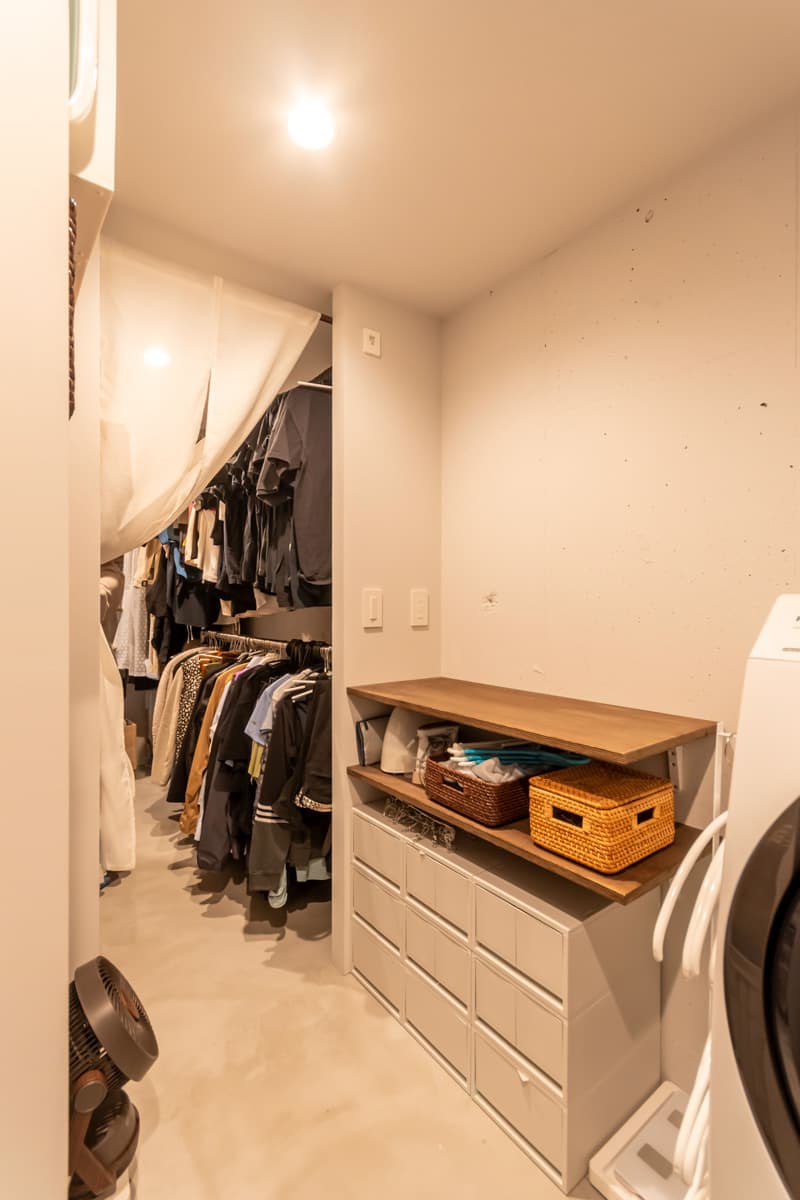 中古マンションのリノベーション後の土間が廻る住まい